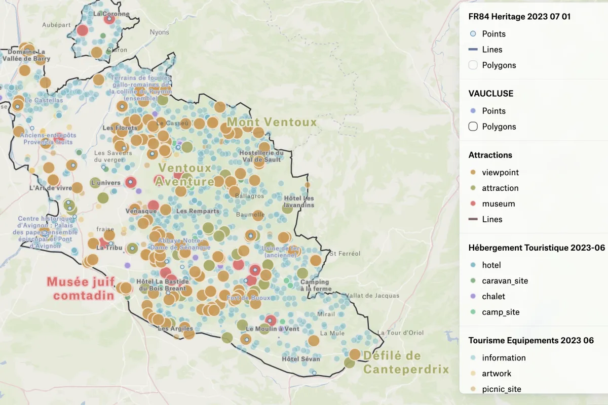 A Felt map of Vaucluse, France, dotted with tourist attractions, accommodation and amenities by type
