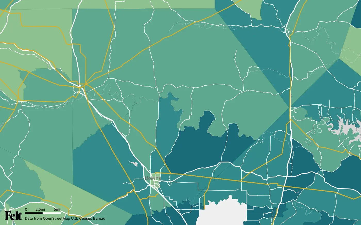 Map of Kendall County, Texas: the county outlined, with transmission lines over median household income by census tract