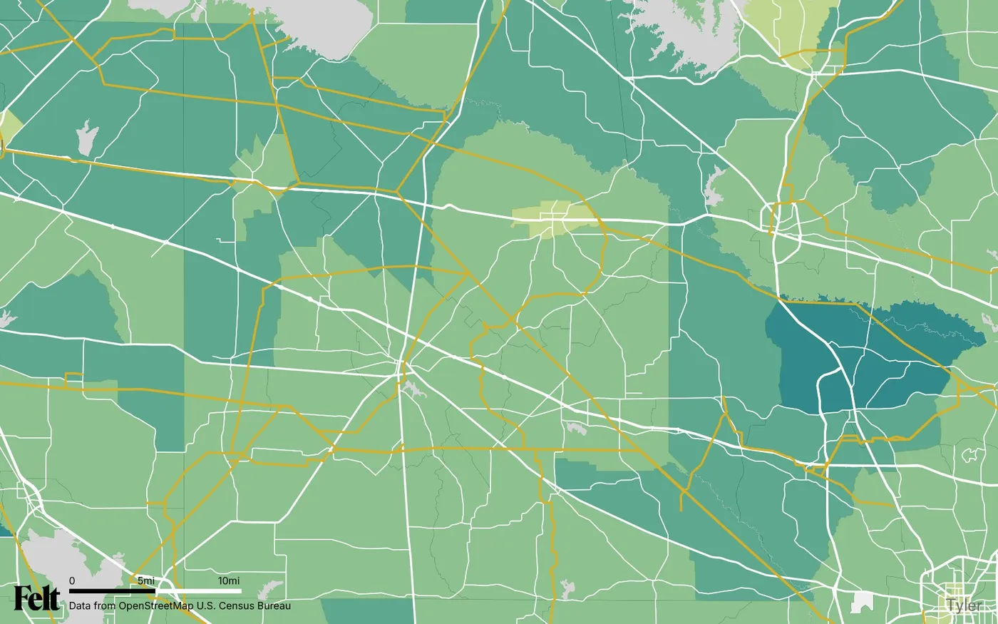 Map of Van Zandt County, Texas: the county outlined, with transmission lines over median household income by census tract